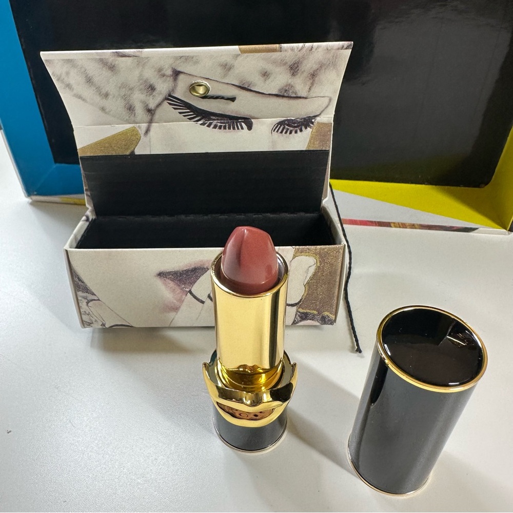 BNIB Pat McGrath Lipstick Realness 405 New Limited Edition